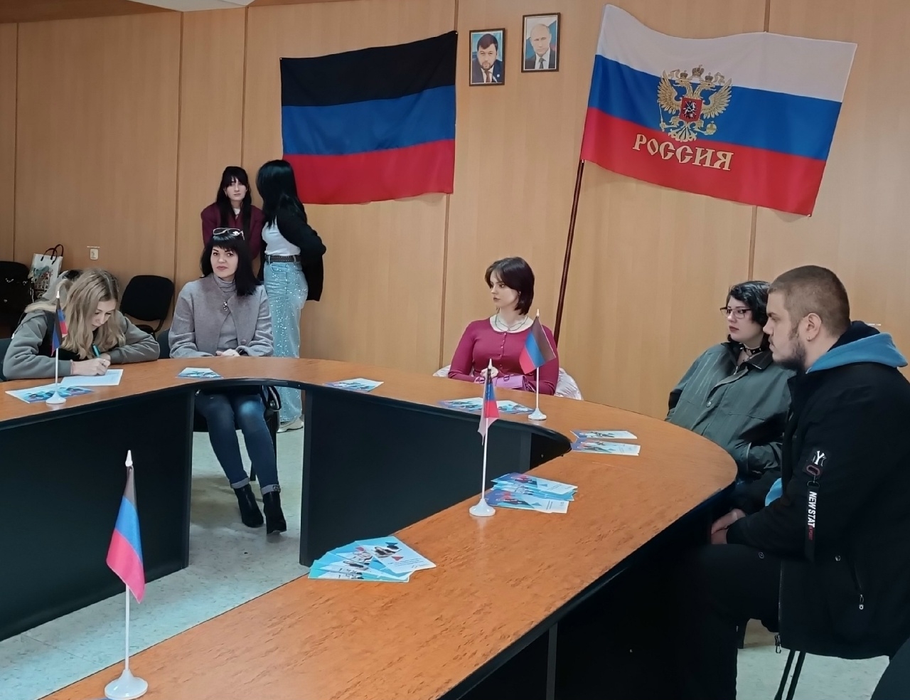 2EJf0XAXbirnIQAYp MPNV2qWPrb34Siv02m 25961